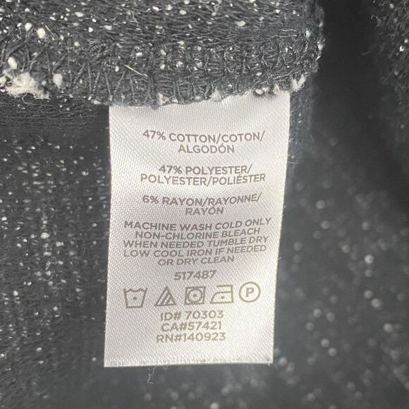 Loft Black & White Tunic Sweater size Medium Petite - Picture 5 of 5